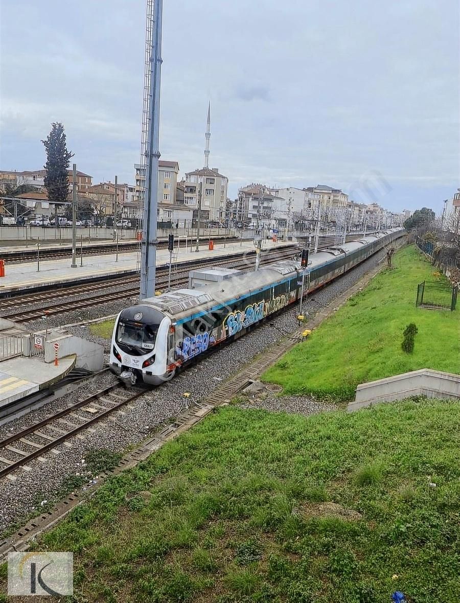 Gebze İstasyon Satılık Konut İmarlı GEBZE MARMARAY DURAĞI DİBİNDE KÖŞE BAŞI SATILIK 265 M² ARSA