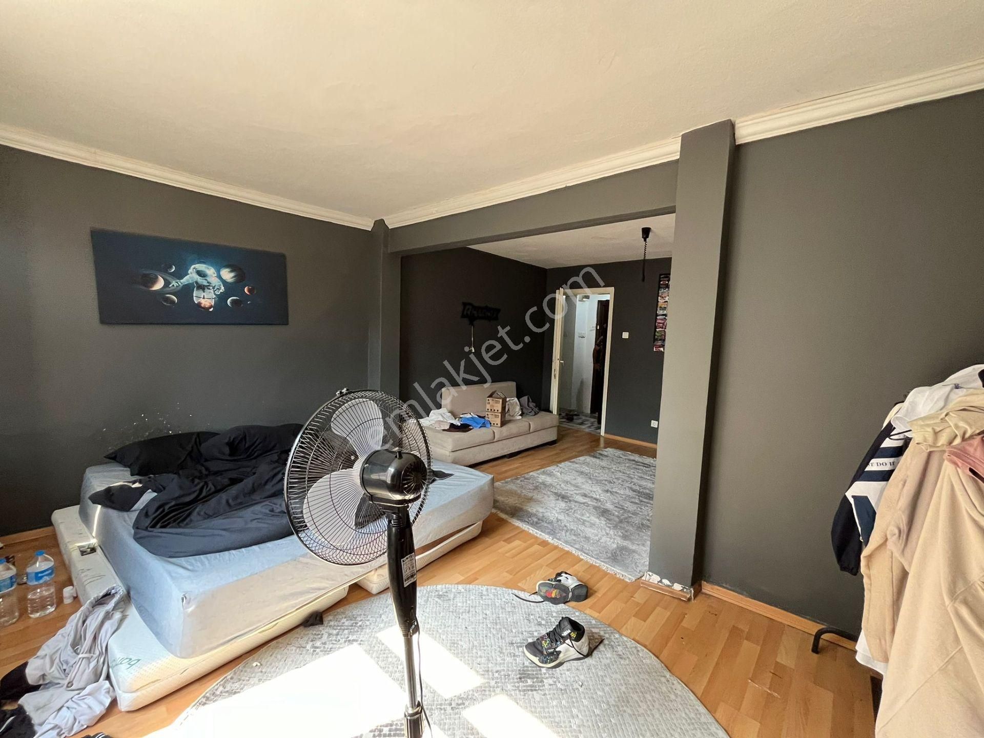 Cadde Üzeri 3+1 210 M2 Satılık Fırsat Daire - Görsel 11