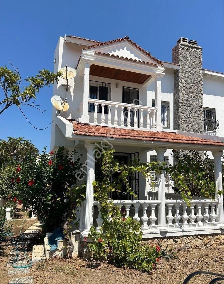 Çeşme Alaçatı Satılık Villa BlueEstate’ten ALAÇATI ‘ da SATILIK VİLLA