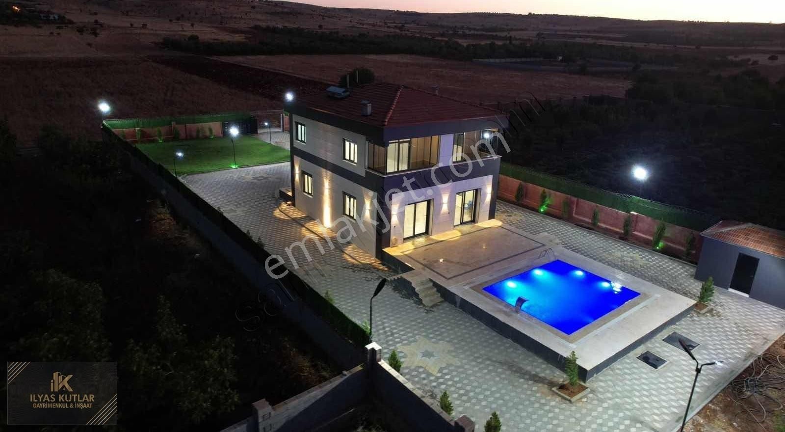 Şahinbey Gerciğin Satılık Villa İLYAS KUTLAR GYO GERCİNDE ULTRA LÜXS BAĞ EVİ