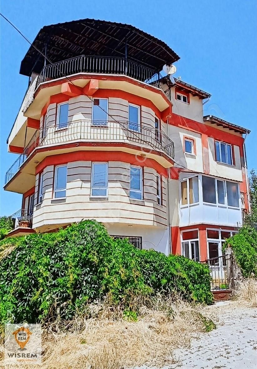 Altıntaş Cumhuriyet Satılık Villa WİSREM GAYRİMENKULDEN KÜTAHYA ALTINTAŞTA FIRSAT VİLLA