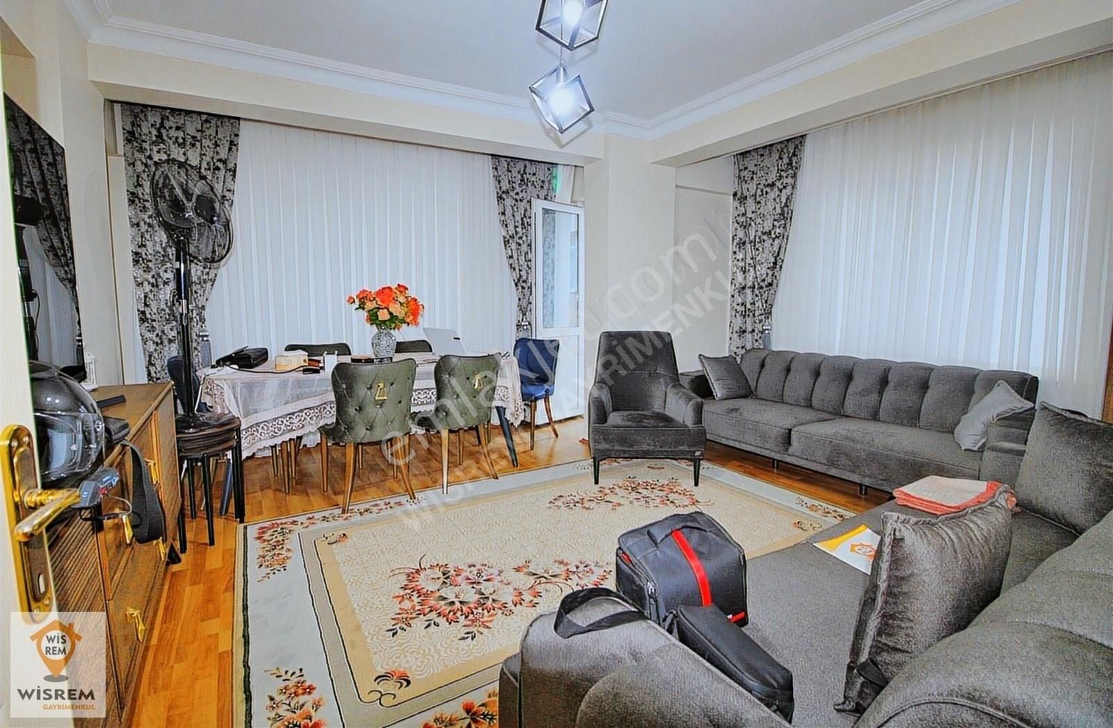 Ümraniye İstiklal Kiralık Daire !!İSTİKLAL CADDESİNDE MÜKEMMEL KONUMDA KİRALIK DAİRE!!