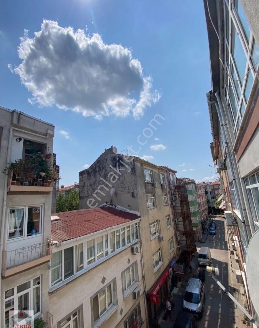 Bakırköy Cevizlik Satılık Daire Bakırköy Cevizlik mahallesi 2+1 Satılık Kat Mülkiyetli Arakat Daire