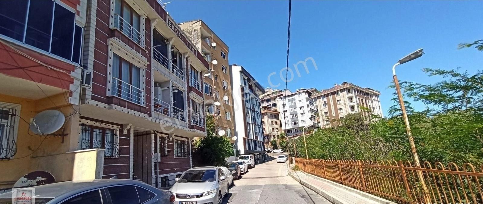 Kağıthane Nurtepe Satılık Daire KAĞITHANE HASBAHÇA MANZARALI METROYA YÜRÜME MESAFEDİNDE 2+1 SATILIK DAİRE