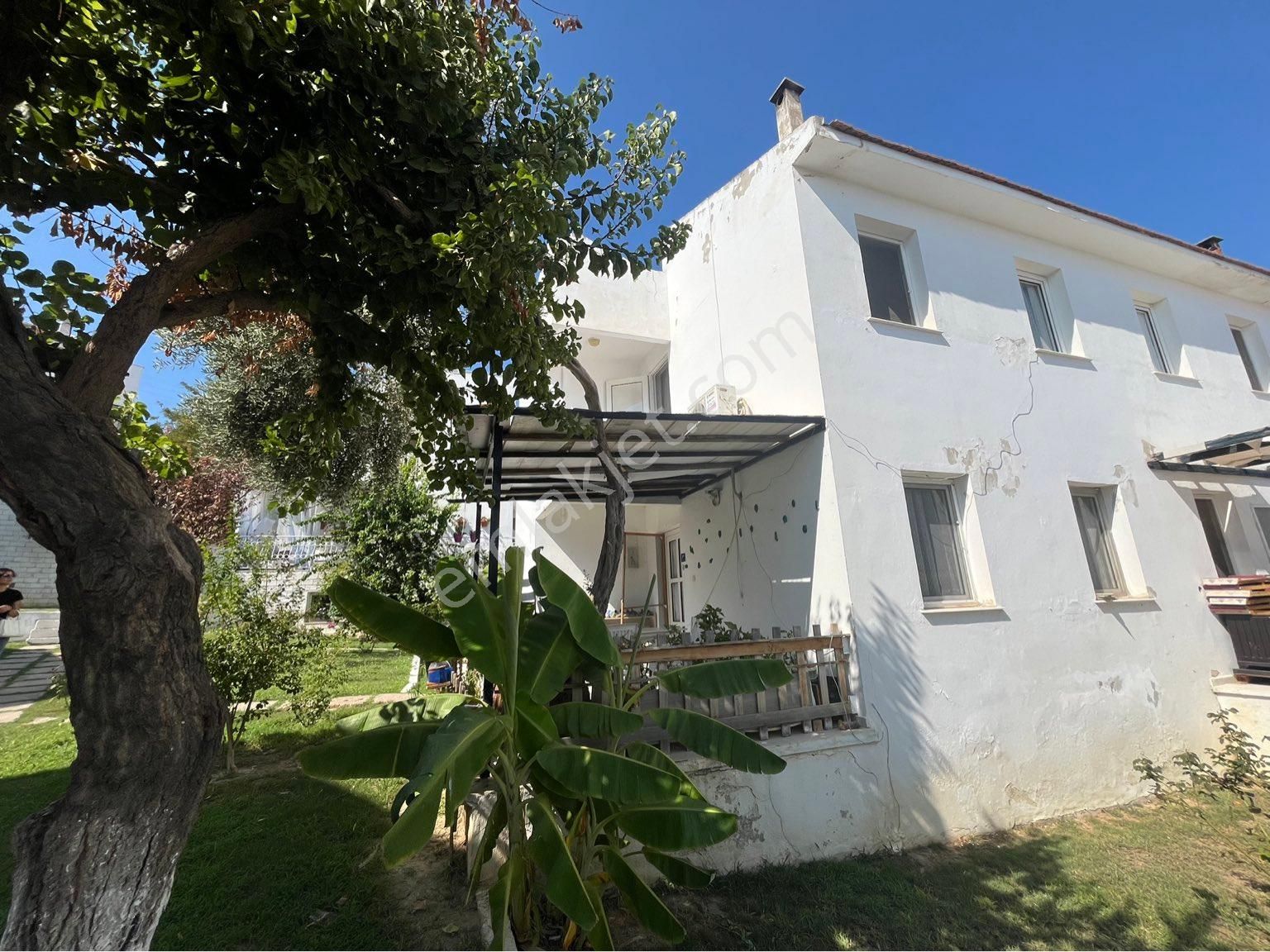 Kuşadası Yavansu Satılık Villa MUHTEŞEM KONUMDA ACİL SATILIK 2+1 VİLLA