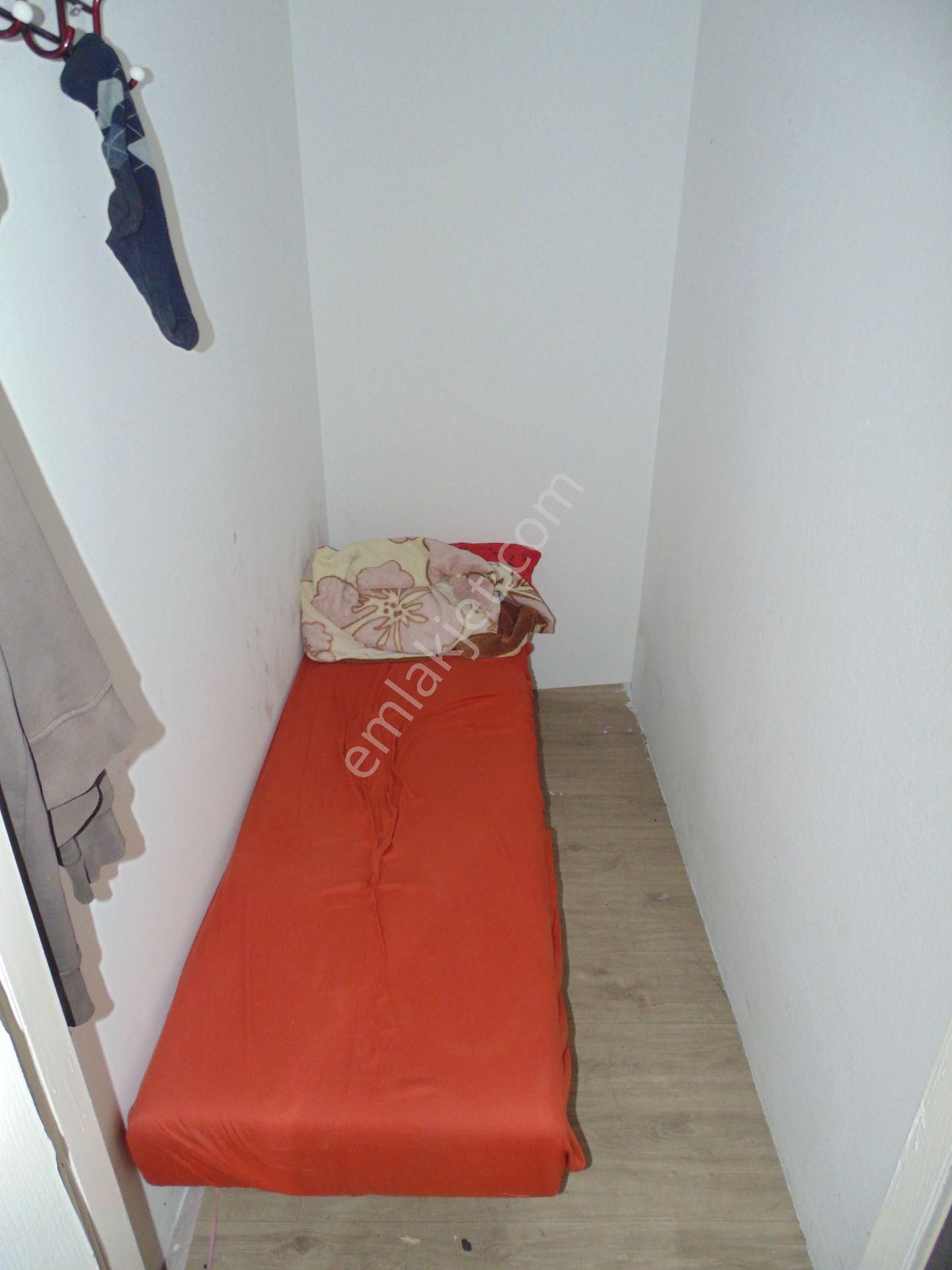 Bahçelievler Mahmutbey Cadde Üzeri Kiralık İşyeri 200m2 2. Kat - Görsel 6