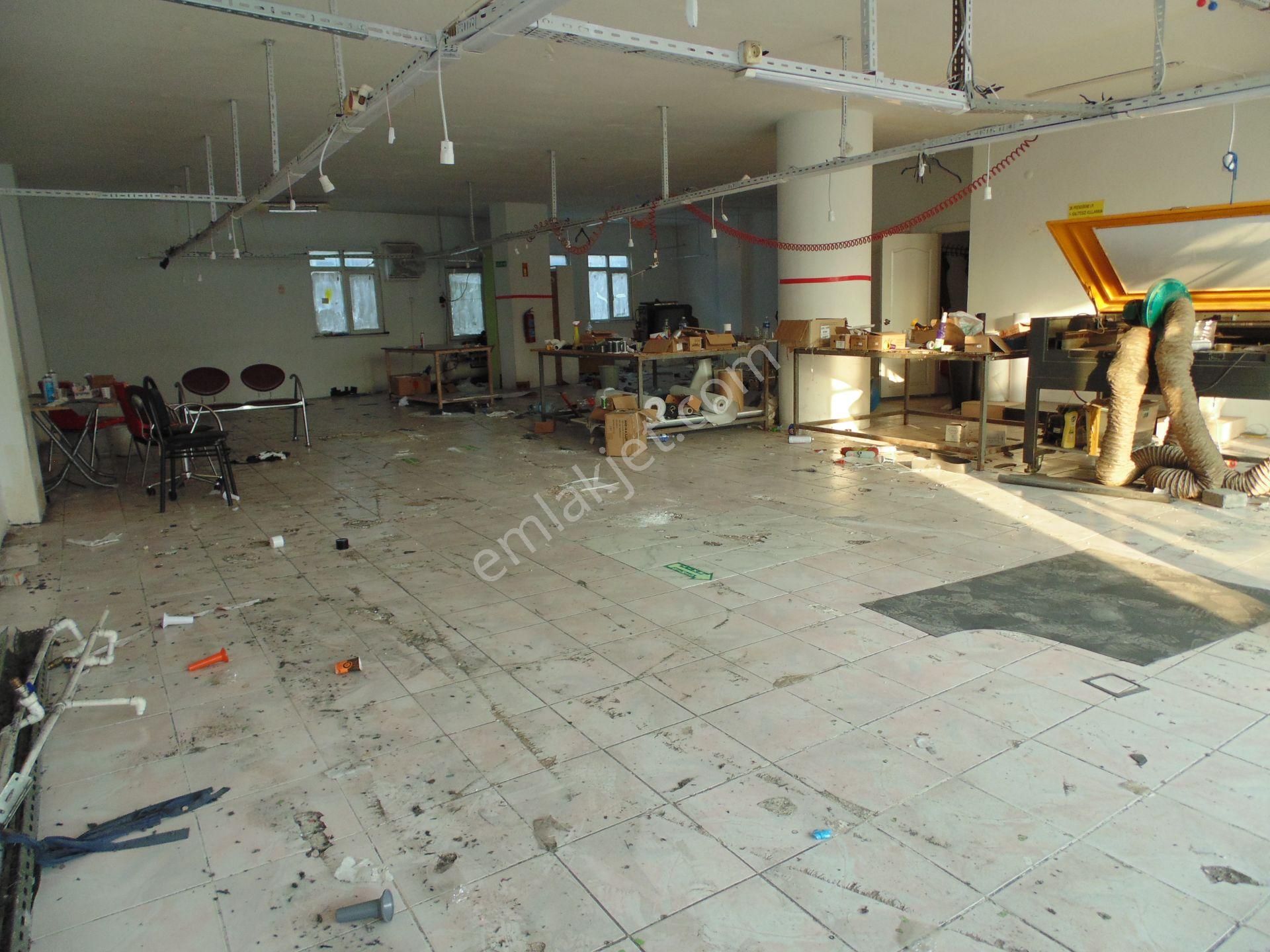 Bahçelievler Mahmutbey Cadde Üzeri Kiralık İşyeri 200m2 2. Kat - Görsel 11