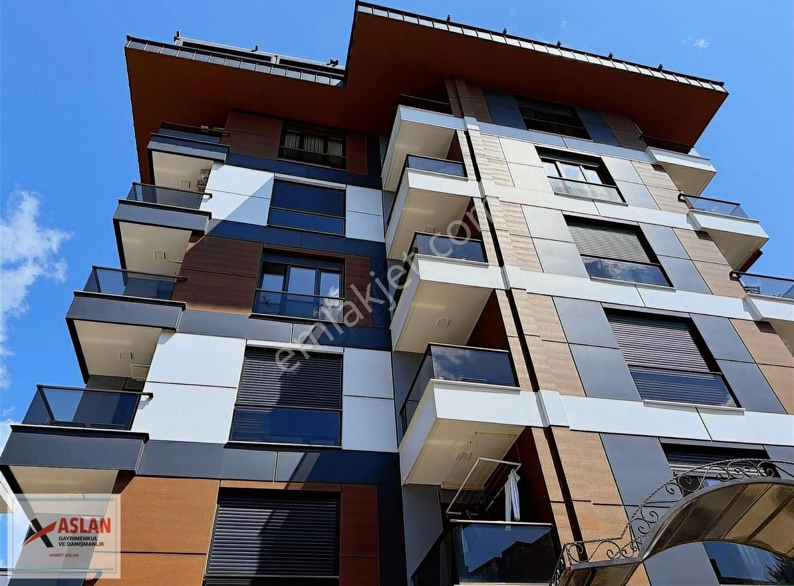 Üsküdar Çengelköy Kiralık Daire ÇENGELKÖYDE MÜKEMEL KONUM -YENİ BİNA KİRALIK 4+1/160M2 ARAKAT