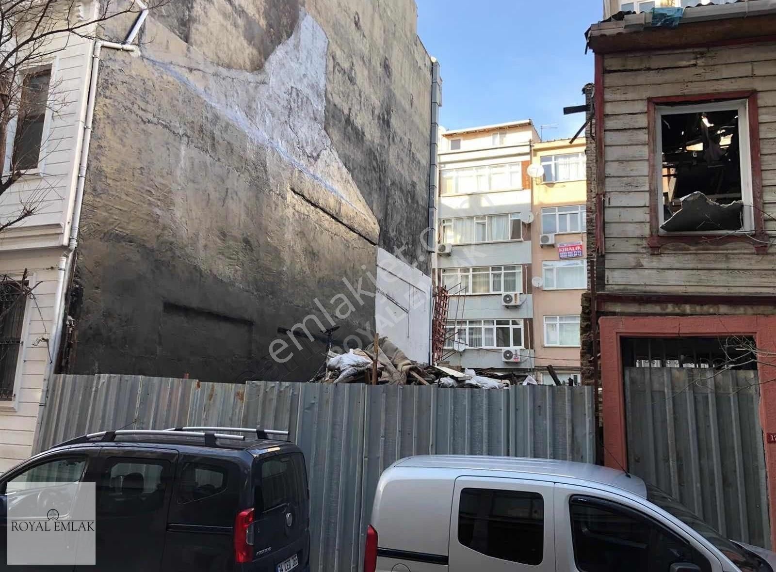 Bakırköy Cevizlik Satılık Konut İmarlı Bakırköy Cevizlikte Satılık 140 M2 Arsa