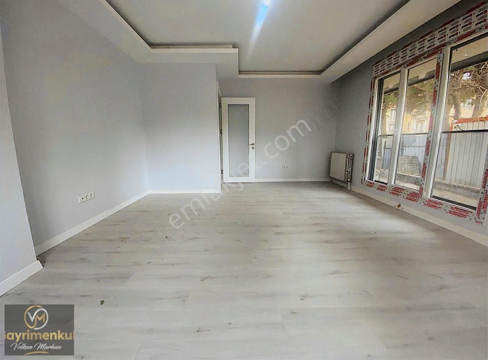 Üsküdar Çengelköy Satılık Daire ÜSKÜDAR ÇENGELKÖY 'DE FIRSAT 3+1 ARA KAT DAİRE ANA CADDE ÜZERİ