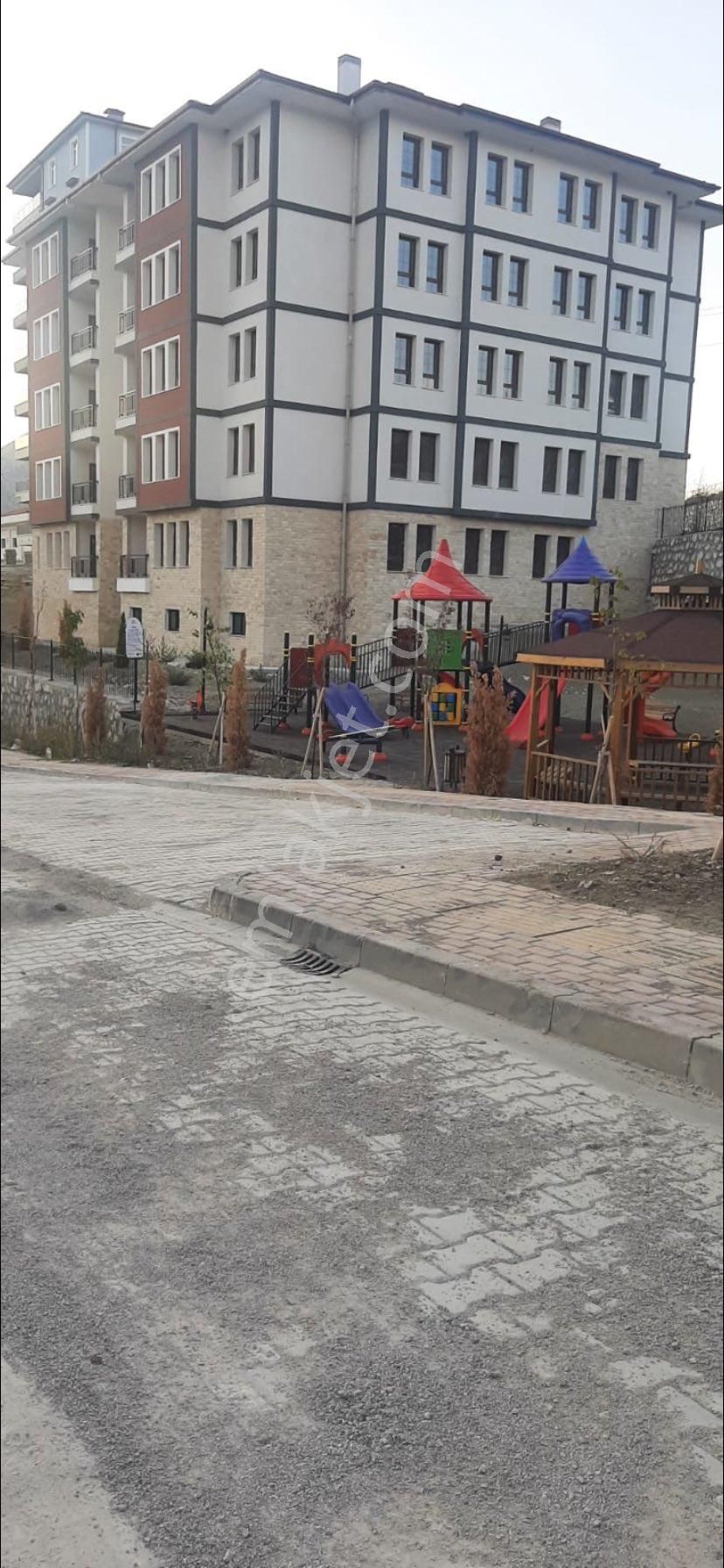 Isparta Merkez Bahçelievler Satılık Daire EĞİRDİR TOKİDE SATILIK 3+1 DAİRE