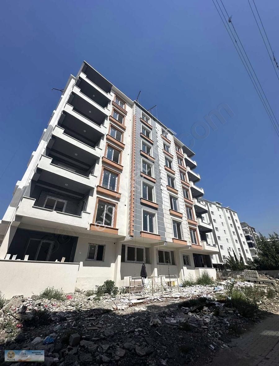 Osmaniye Merkez Cumhuriyet Satılık Daire Esen Emlak'tan Satılık 145 Metre² Sıfır Daire