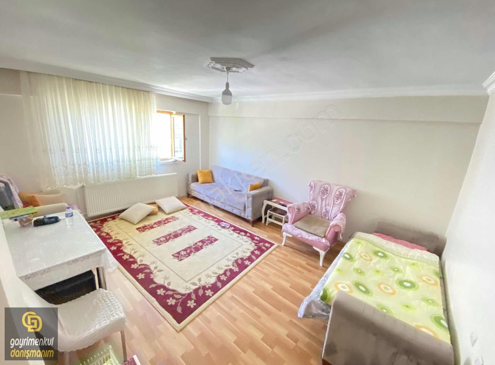 Sincan Malazgirt Satılık Daire SİNCAN MALAZGİRT MAH.2+1 KATTA 89M2 MASRAFSIZ DAİRE