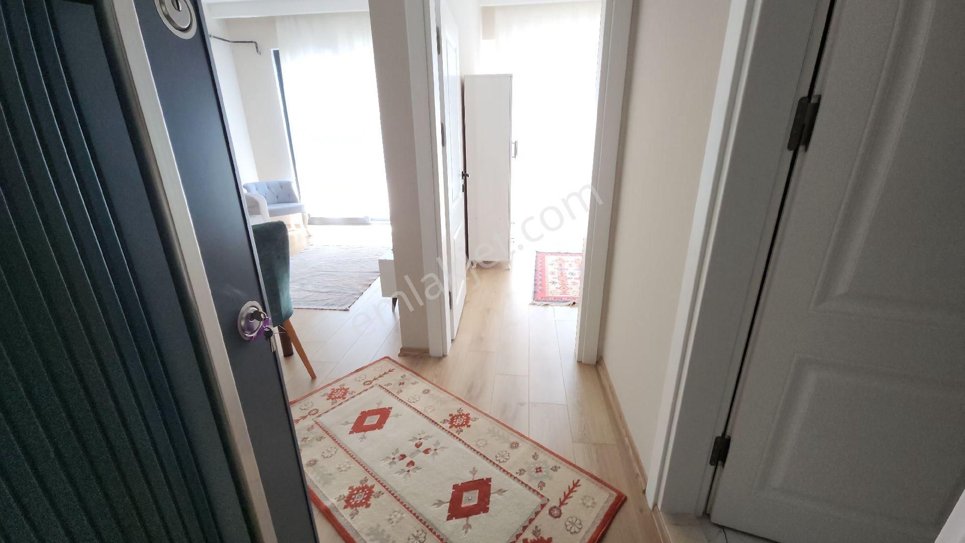 Eşyalı 1+1 Yeni Daire Yeni Eşya Üniversite Jandarma Yakın
