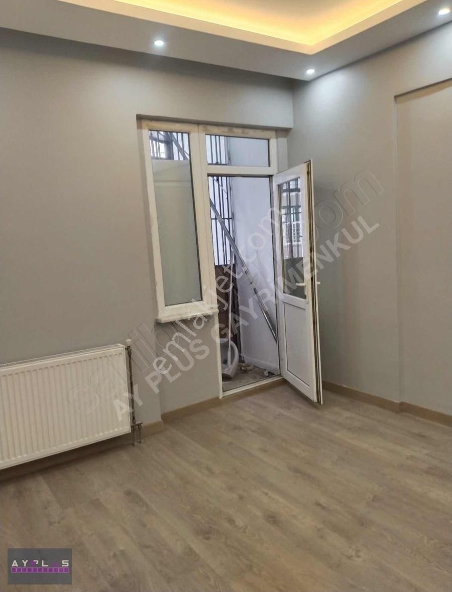 Esenyurt Cumhuriyet Kiralık Daire ESENYURT CUMHURİYET MAHALLESİ KİRALIK 3/1 İÇİ YAPILI DAİRE