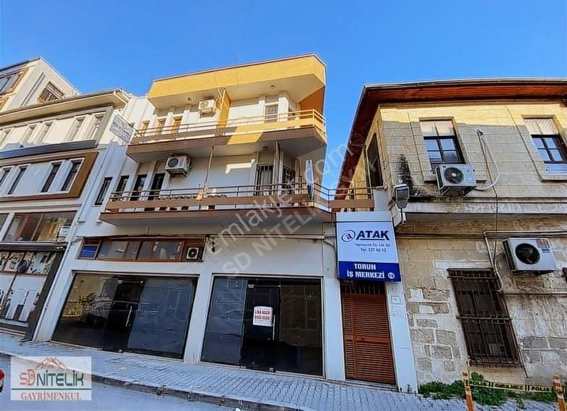 Akdeniz Cami Şerif Kiralık Ofis SD NİTELİK'DEN LİMANA YÜRÜME MESAFESİNDE KİRALIK 1+1 OFİS !!!