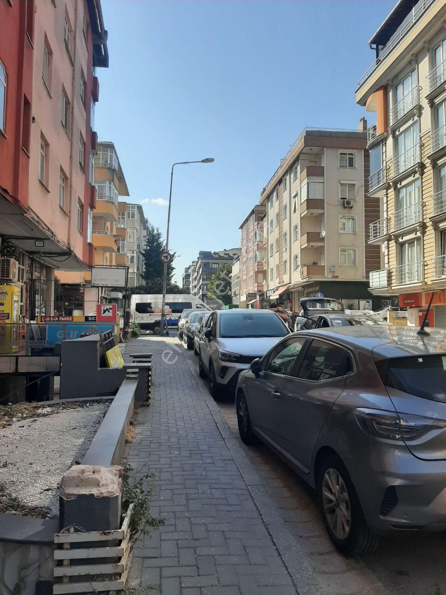 İstanbul Avcılar Satılık Büro Avcılar Cadde Üzerinde Satılık Dükkan