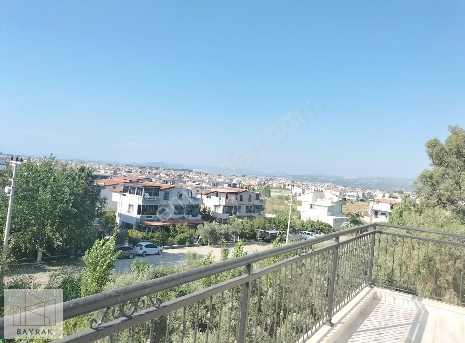 Kuşadası Güzelçamlı Kiralık Daire Güzelçamlıda Denize Yakın 140 M2 Kiralık Dubleks