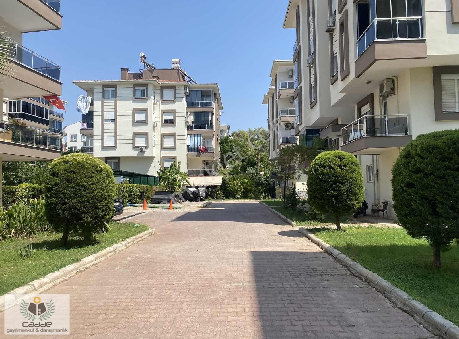 Konyaaltı Molla Yusuf Kiralık Daire UNCALI HASTANESİ KARŞISINDA SİTE İÇİNDE GENİŞ 3+1 DAİRE