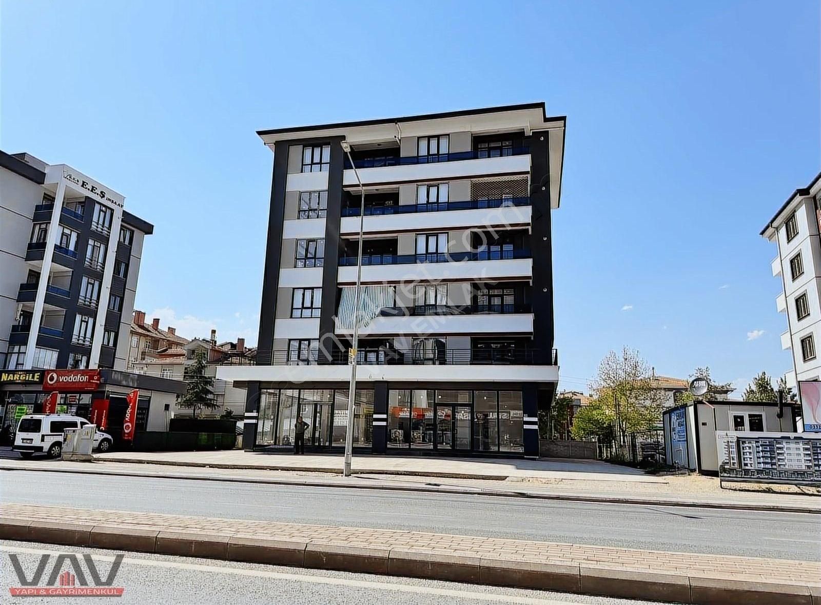 Karatay Sarıyakup Satılık Daire SARIYAKUP MAHALLESİ BÜYÜKKUMKÖPRÜ CADDESİDE 3+1 ARA KAT DAİRE