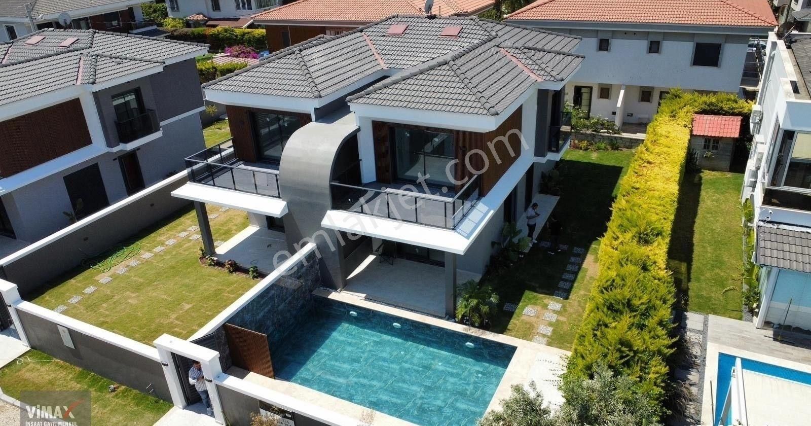 Çeşme Şifne Satılık Villa ÇEŞME ŞİFNE'DE MÜSTAKİL HAVUZLU MODERN MİMARİ LÜKS VİLLA