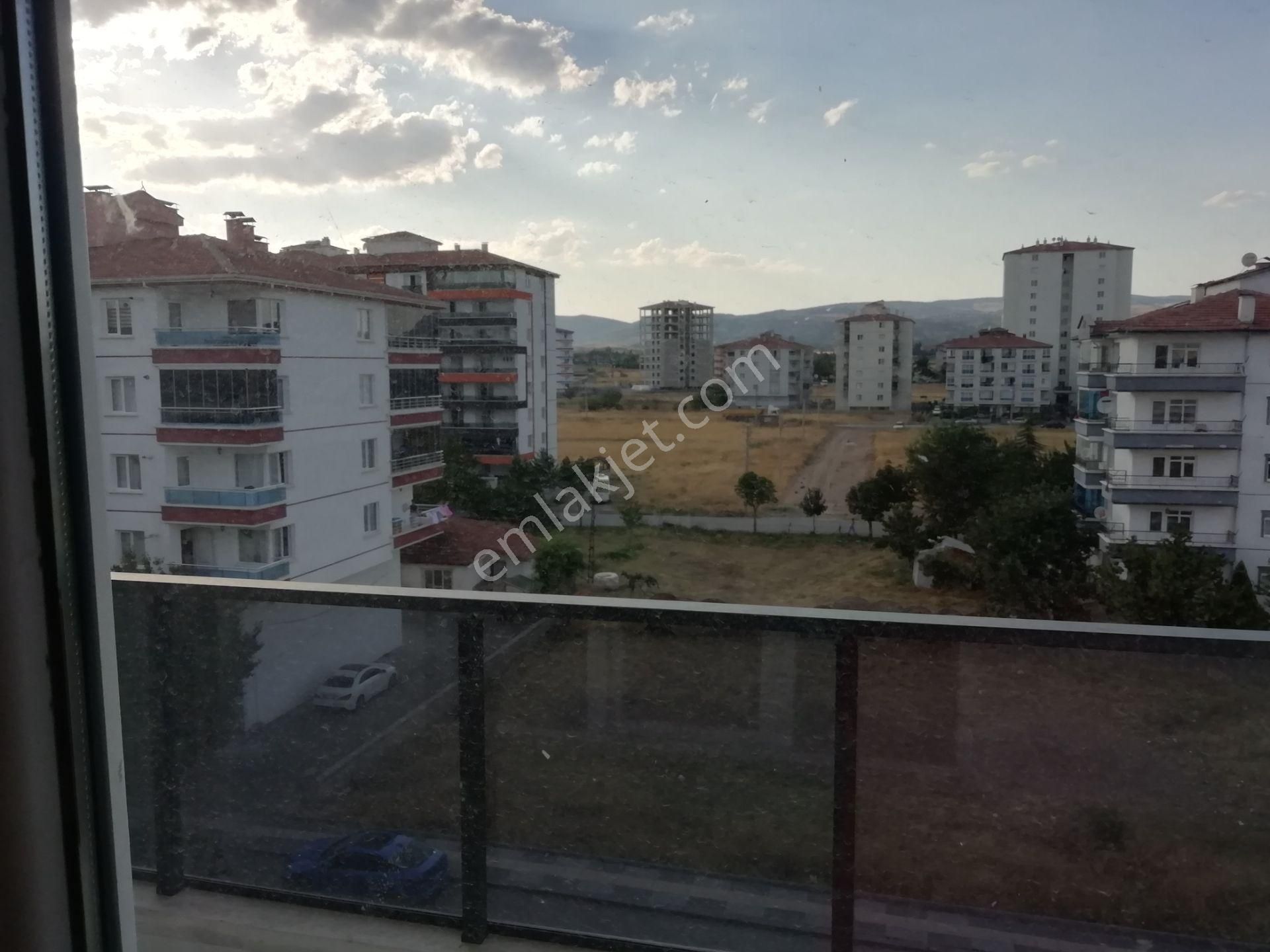 Kahramankazan Atatürk Satılık Daire  KAHRAMANKAZAN ATATÜRK MAHALLESİ SATILIK 3+1 DAİRE