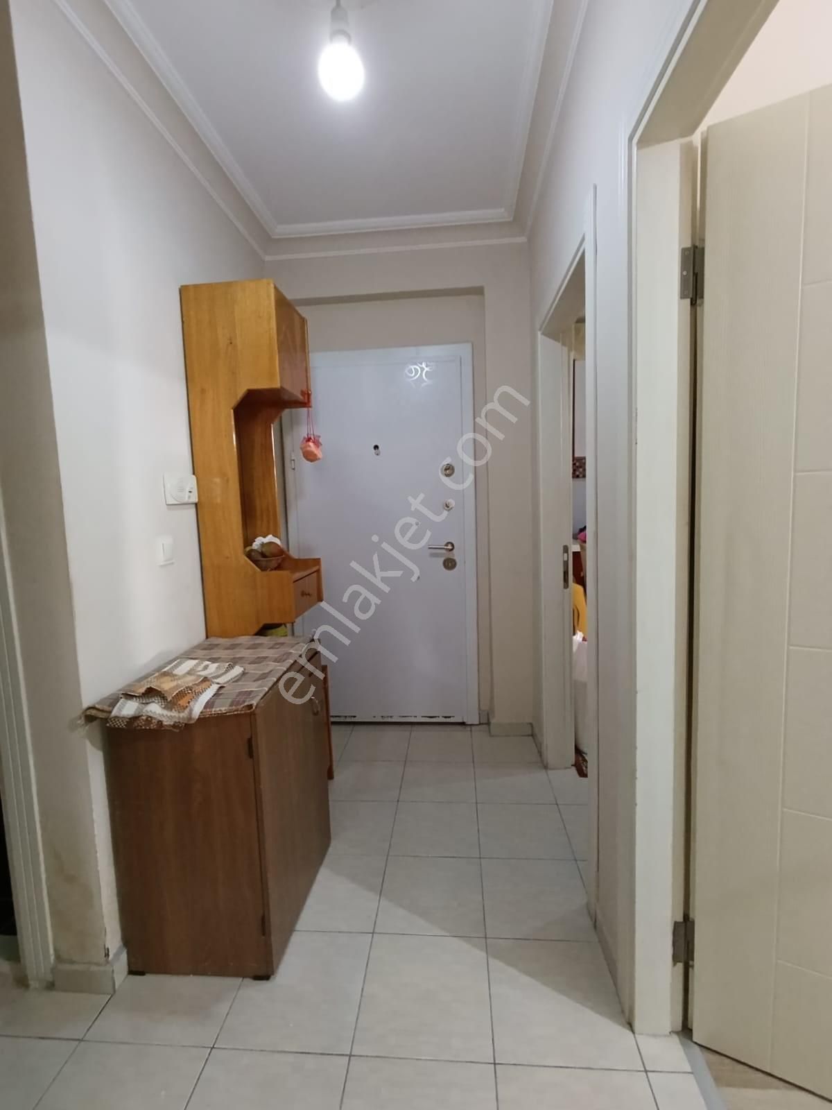 Kepez Kanal Satılık Daire KEPEZ KANAL MAHALLESİ'nde 2+1, 86 m² NET ALANA SAHİP, AYRI WC'li GİRİŞ DAİRESİ!