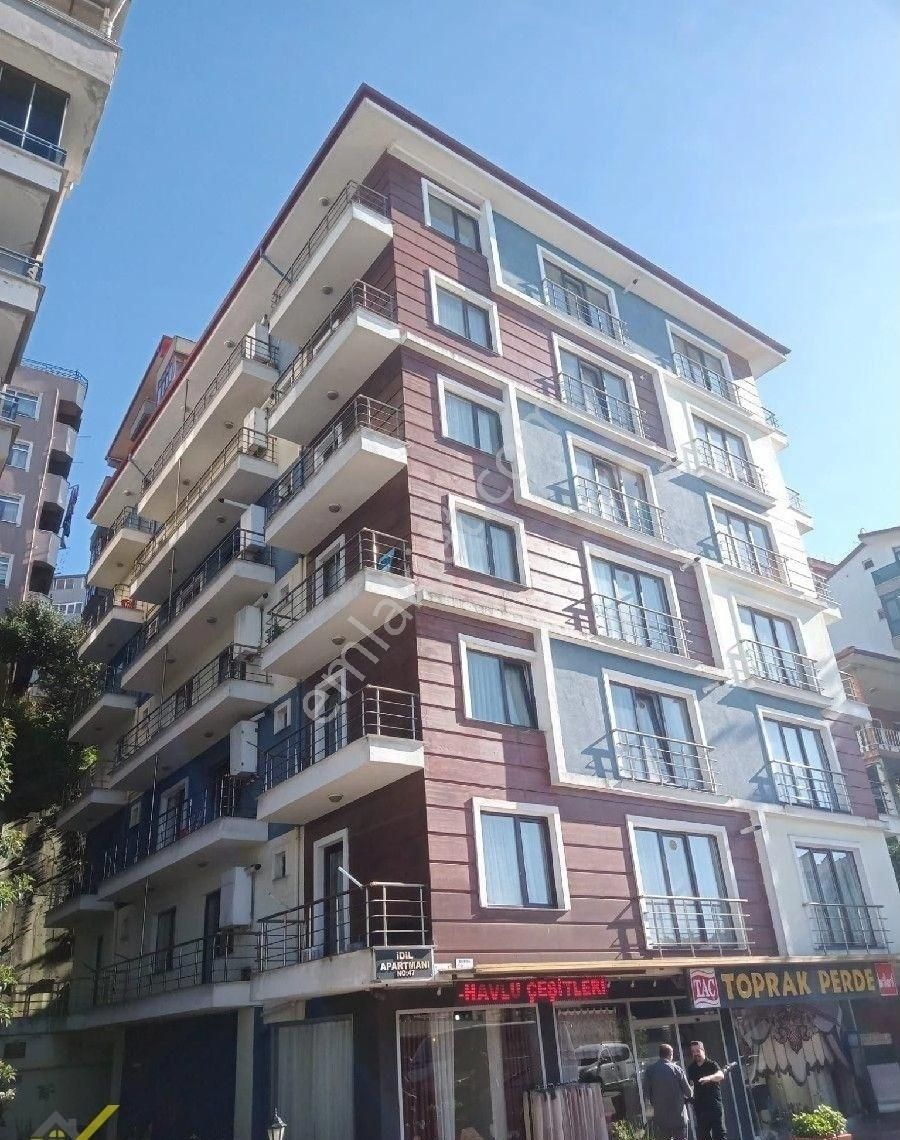 Zonguldak Merkez Bahçelievler Satılık Daire 🍀POZİTİF GAYRİMENKUL'DEN SİTE ANA CADDE ÜZERİNDE 1+1 SATILIK DAİRE🍀