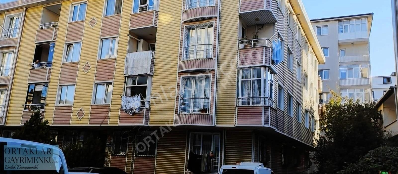 Sancaktepe Sarıgazi Satılık Daire Sancaktepe Sarıgazi'de Yüksek Giriş 115 m2 ara kat Daire