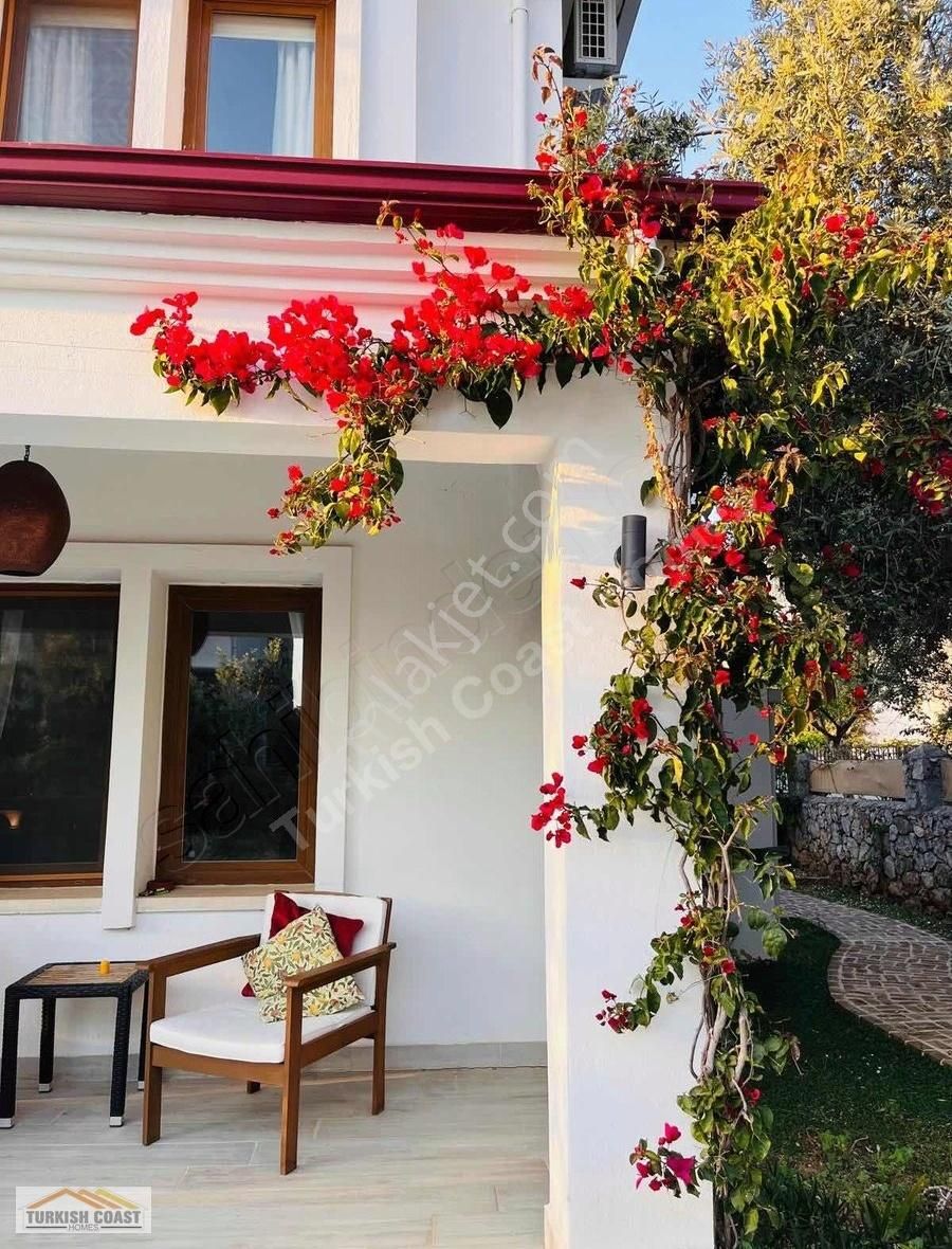 Fethiye Ölüdeniz Satılık Villa Fethiye Ölüdenizde Büyük bahçeli Vatandaşlığa Uygun Villa