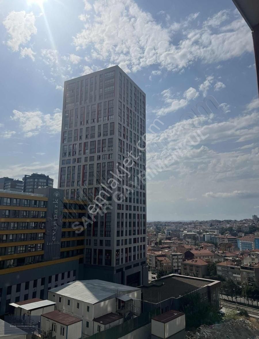 Kadıköy Fikirtepe Satılık Daire FIKIRTEPE OPTİMİST RESİDENCE BOŞ BÜYÜK TİP SATILIK 3.5+1