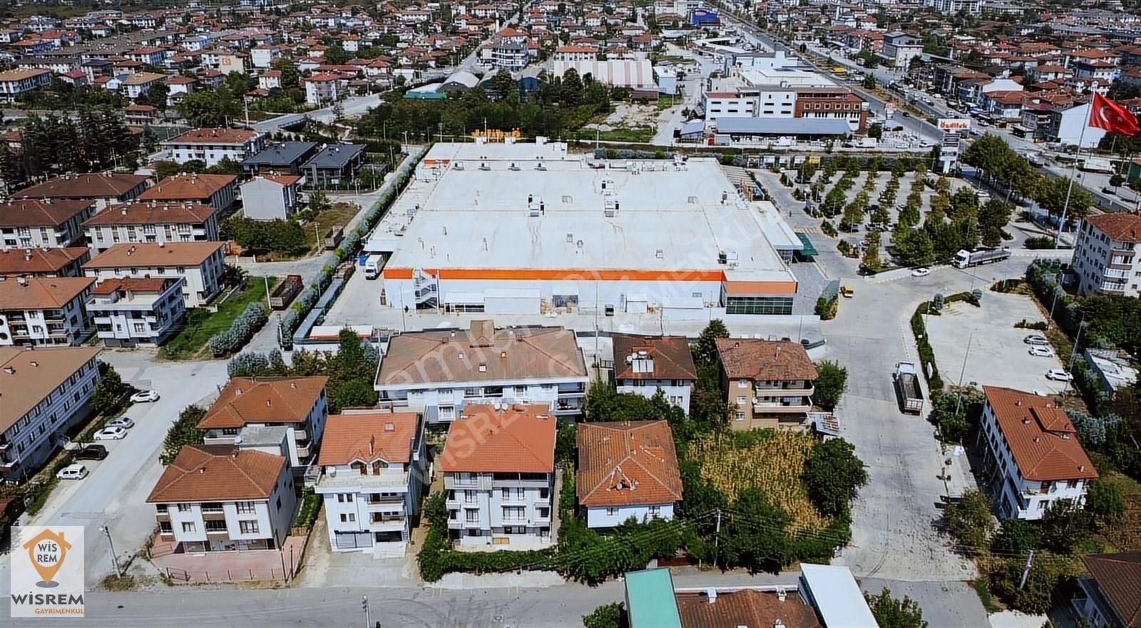 Düzce Merkez Hamidiye Satılık Ticari İmarlı HAMİDİYE MH. ÖZDİLEK AVM YANINDA 546 M2 KÖŞE PARSEL SATILIK ARSA