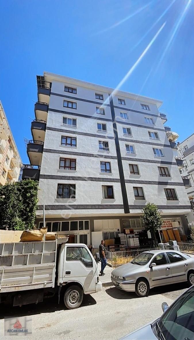 Yenimahalle Demetlale Satılık Daire AYCAN'DAN BAĞIMSIZ SALON-OTOPARKLI-ASANSÖRLÜ-METRO DİBİNDE 3+1