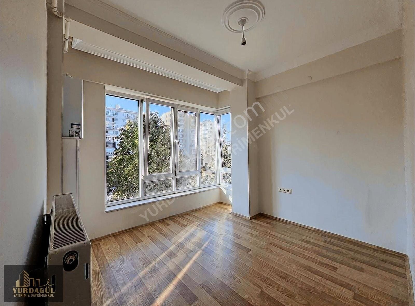 Odunpazarı Büyükdere Kiralık Daire Yurdagül Yatırım'dan Bulvar'da Kiralık 80 M2 2+1 Asansörlü 2.kat