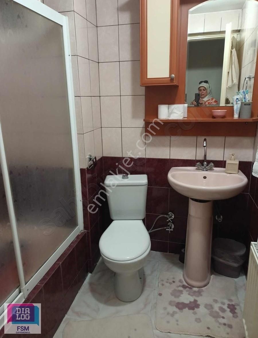 Adapazarı Orta Kiralık Daire Merkezde Kiralık Eşyalı Temiz Daire