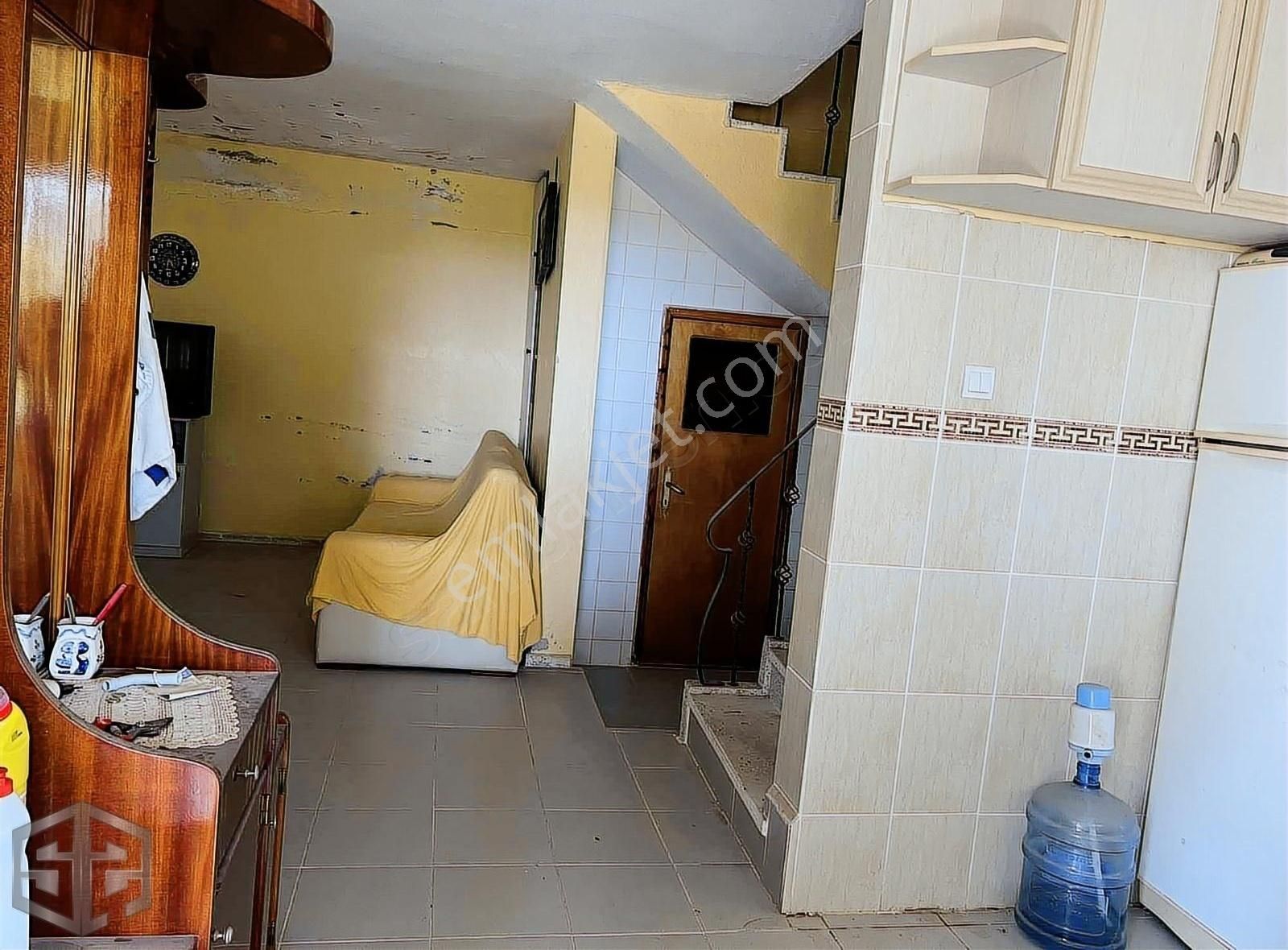 Kuşadası Kadınlar Denizinde Plaj Tur Sitesi 4 + 1 Satılık Villa - Görsel 7