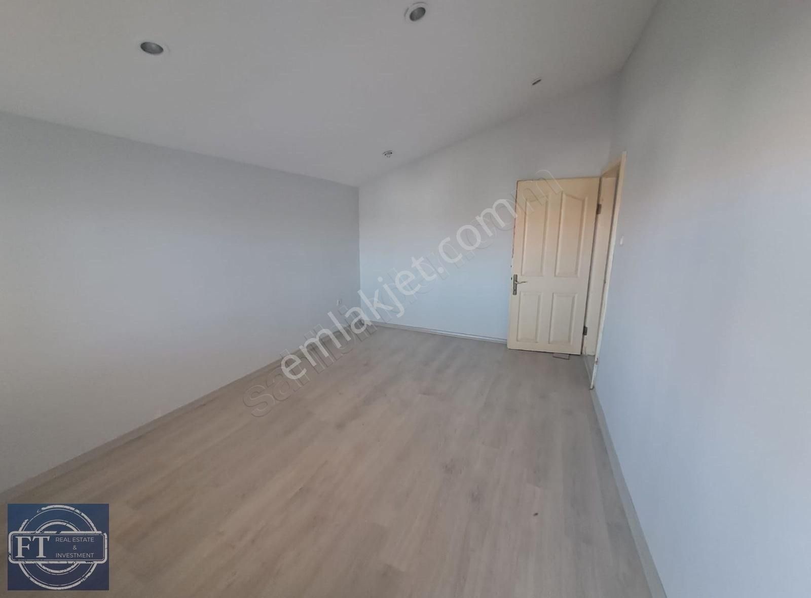 Güzelbahçe Yalı Satılık Villa TAM MÜSTAKİL 5+1 SATILIK KÖŞE VİLLA