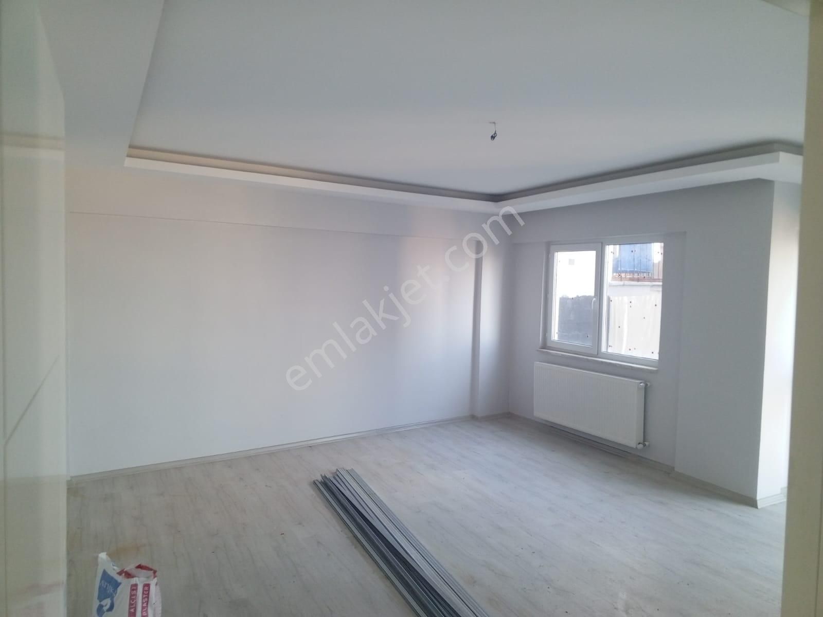 Mudanya Güzelyalı Burgaz Satılık Daire  KAPİTALDEN MUDANYA BURGAZ MAH.DE SATILIK 2+1 DAİRE 2.KAT DENİZ GÖRÜR MERKEZDE YENİ