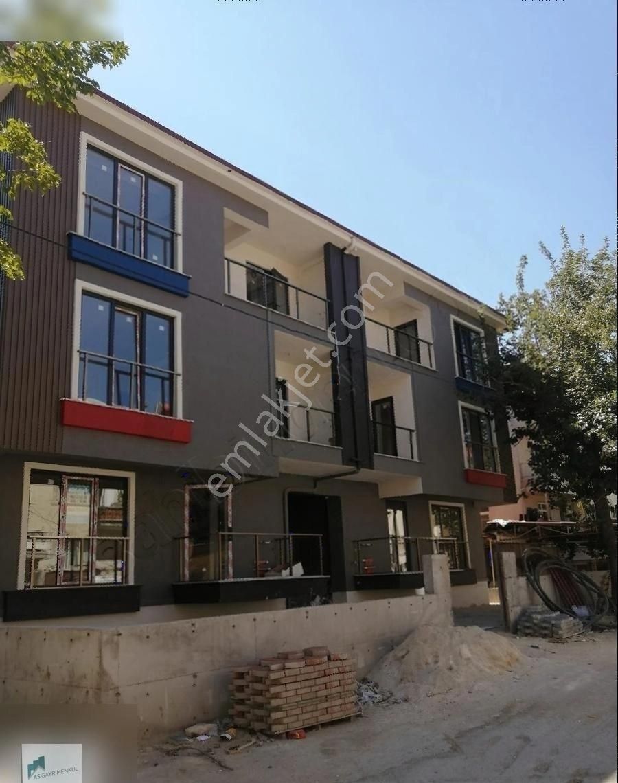 Isparta Merkez Davraz Satılık Daire DAVRAZ MAHALLESİ TAPU BİNASININ ARKA SOKAĞINDA 2+1 SIFIR DAİRE