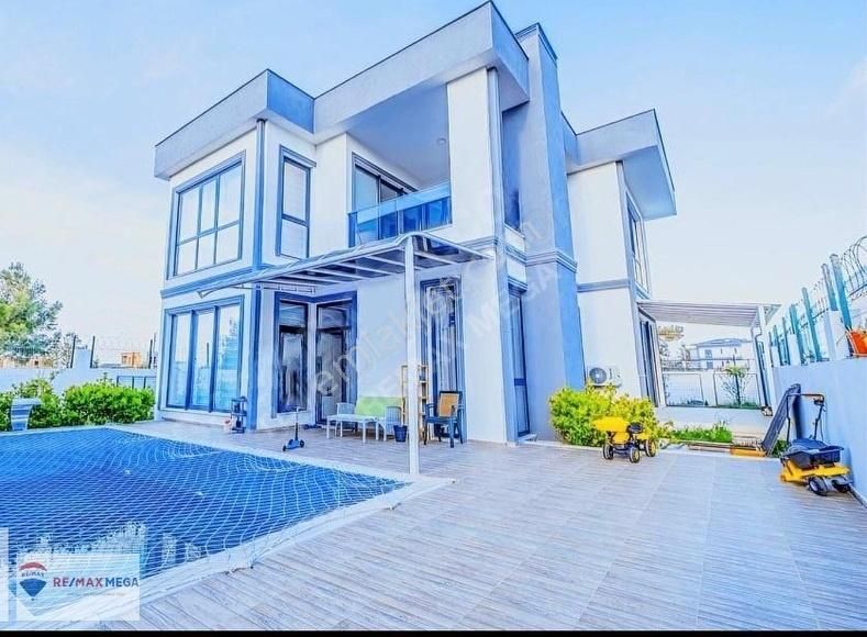 Döşemealtı Altınkale Satılık Villa Döşemealtı Altınkalede satılık 4+1 villa