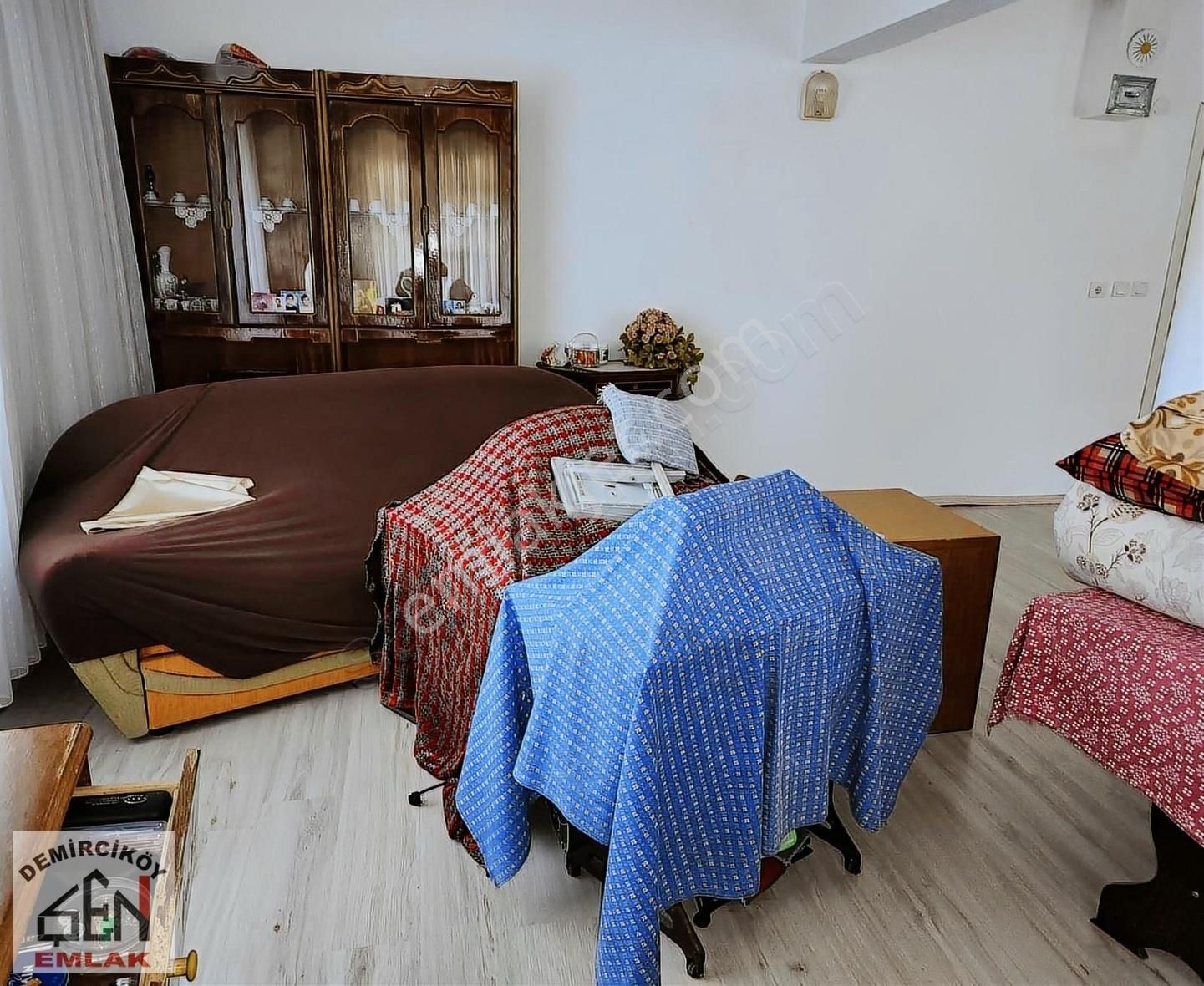 Ayvacık Ümmühan Mahallesinde 3525 M2 Bahçeli Çiftlik Evi - Görsel 13