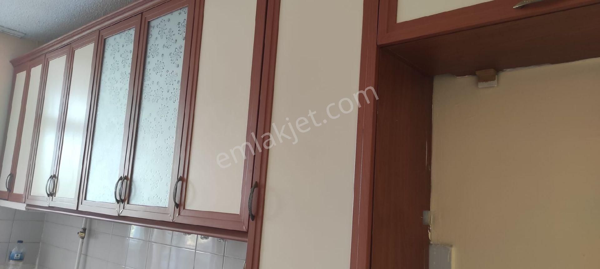 Etimesgut Tunahan Kiralık Daire ERYAMAN CADDE ÜSTÜ KARAKOL ARKASI SOYAK BLOKLARINDA 3+1