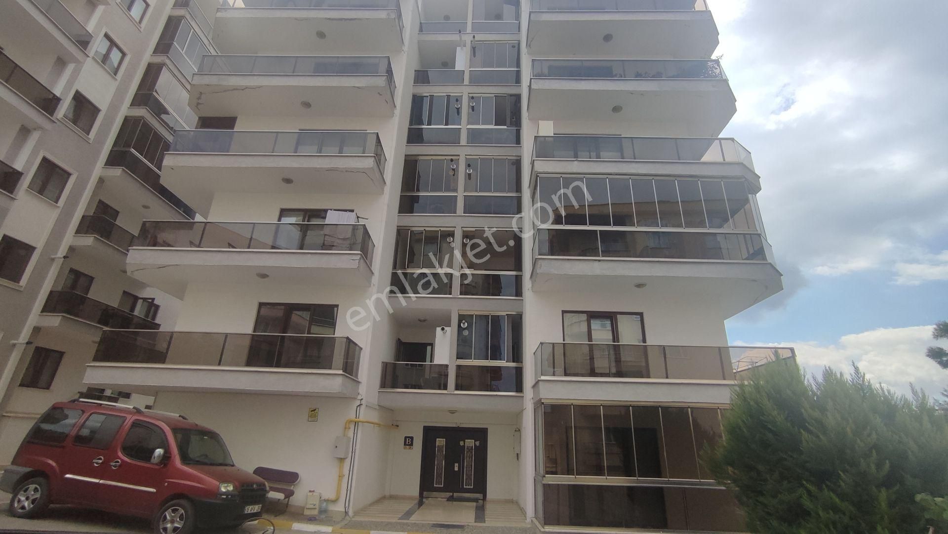 Mudanya Güzelyalı Burgaz Satılık Daire  BURSA/MUDANYA/GÜZELYALI 115 m2 SATILIK 3+1 DAİRE