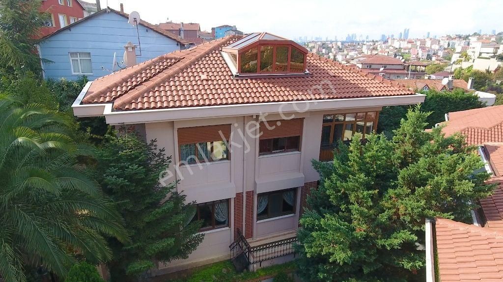 Üsküdar Güzeltepe Satılık Villa  ÇENGELKÖY DERVİŞOĞLU SİTESİNDE SATILIK VİLLA