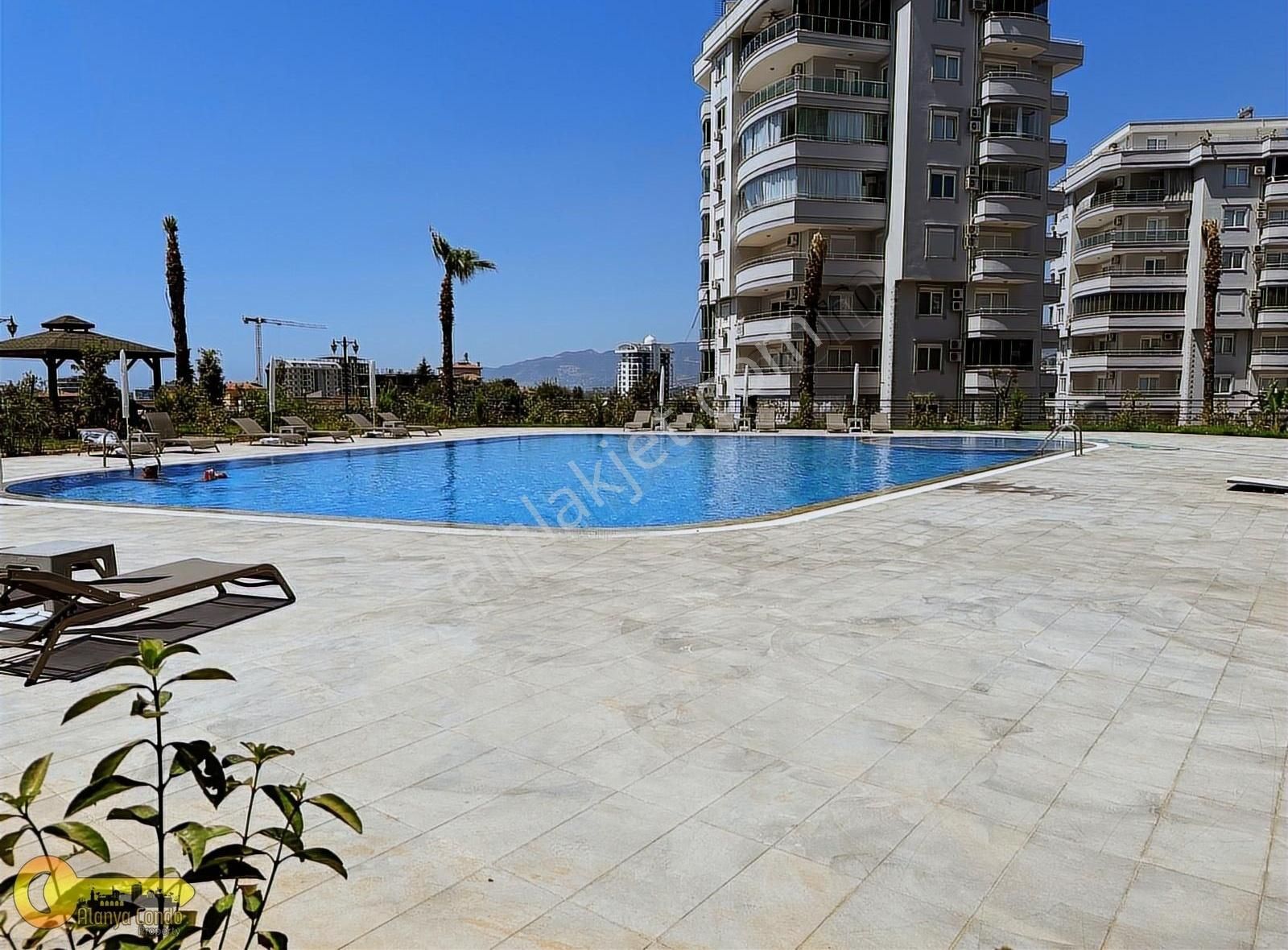 Alanya Mahmutlar Kiralık Daire Mahmutlarda Öğrenciye, Aileye Uygun Sıfır Eşyalı Lüx daire