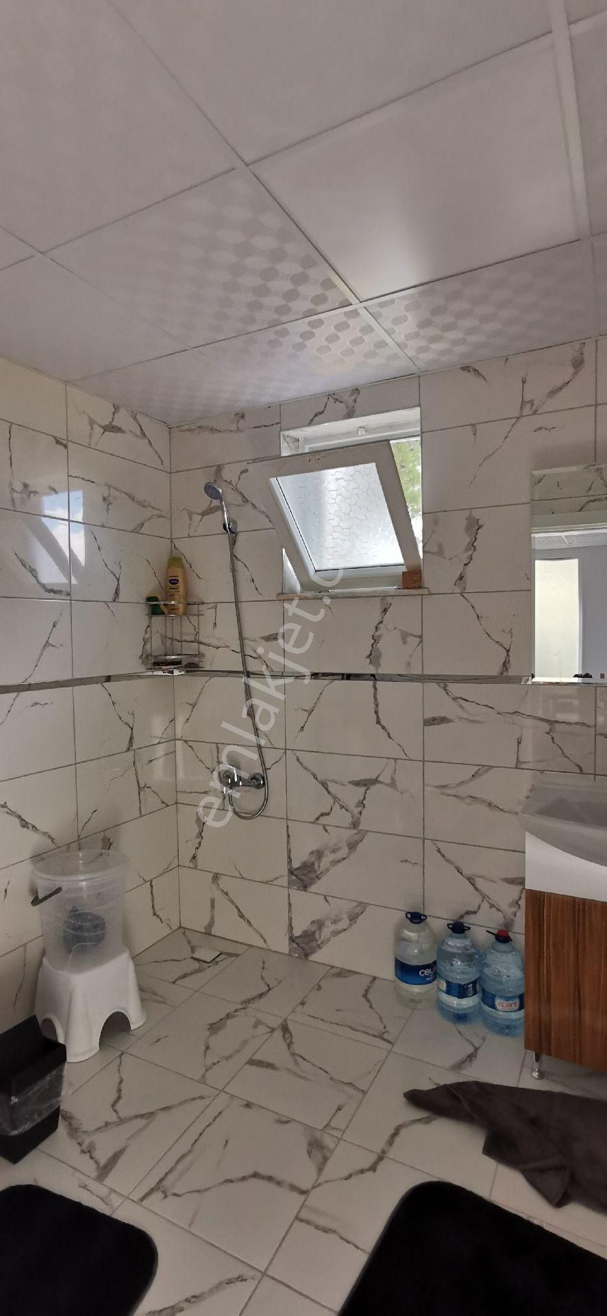 Üçoluk Ekizce Yaylasında 3+1 Eşyalı Müstakil Elektrik Ve Suyu Mevcut Eksiksiz Köy Evi Açıklamayı Oku - Görsel 29