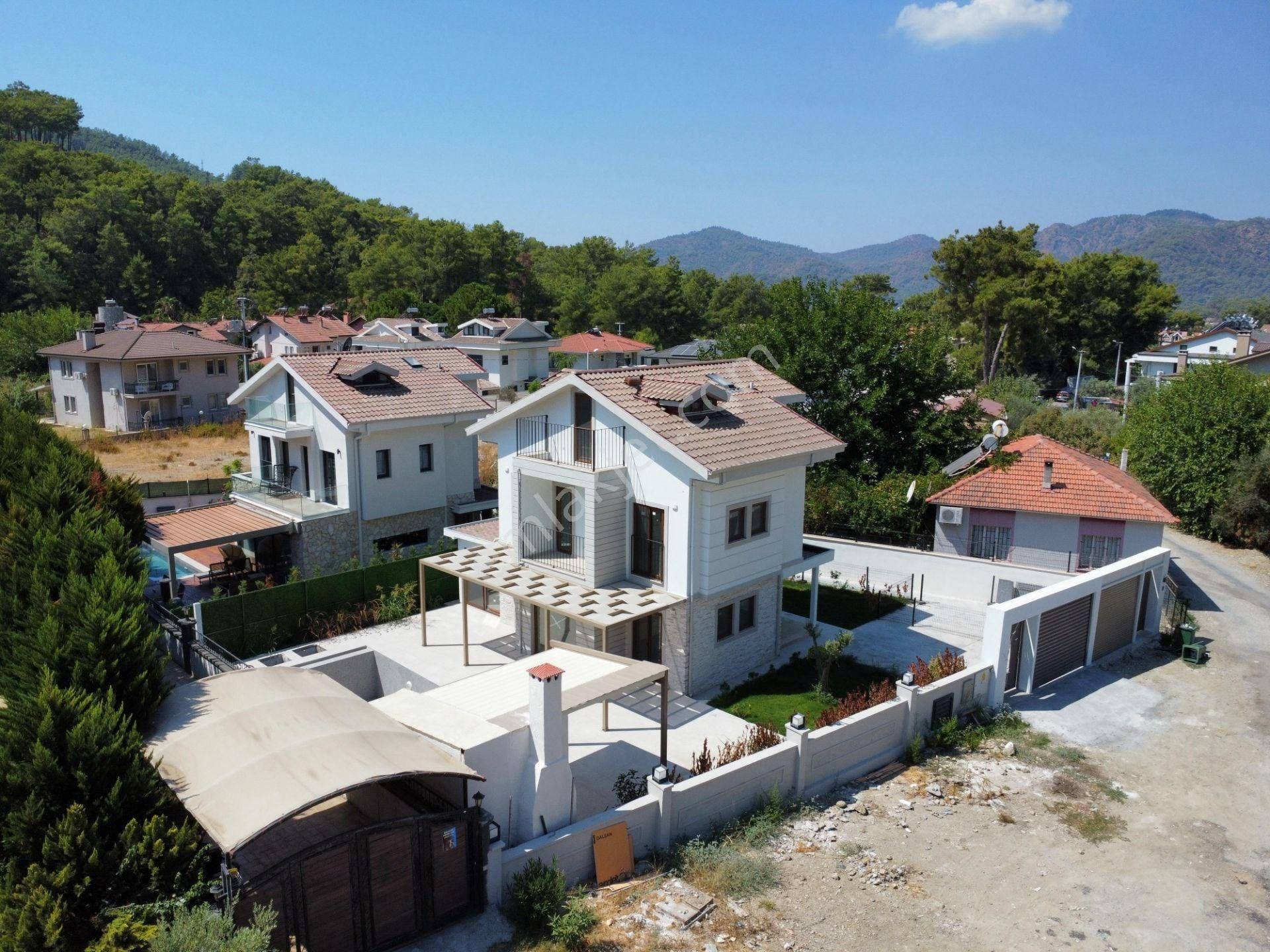 Fethiye Göcek Satılık Villa GÖCEK'TE 3+1 MÜSTAKİL BAHÇELİ HAVUZLU SATILIK VİLLA