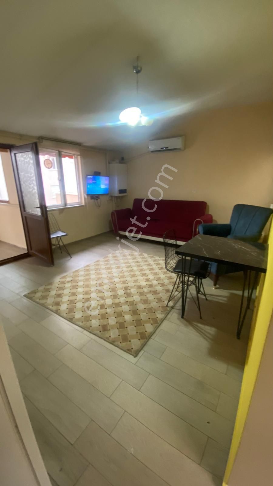 Merkezefendi Sırakapılar Kiralık Daire MERKEZEFENDİ DENİZLİ SIRAKAPILAR MAH 1+1 FULL EŞYALI KİRALIK APART