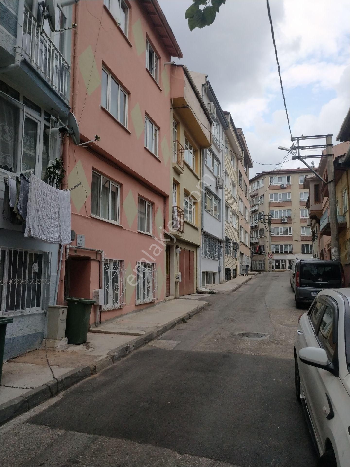 Yıldırım Karaağaç Satılık Daire İPEKCİLİK KARAAĞAÇ CAD 2+1.85m GİRİŞ KATİ KOMBİLİ DAİRE