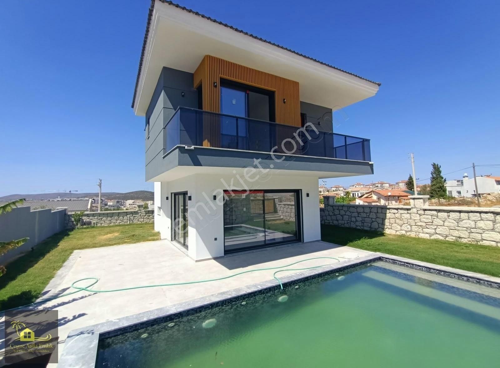 Çeşme Reisdere Satılık Villa ATİLLA EMLAK'TAN ÇEŞME REİSDERE'DE 3+1 TAM MÜSTAKİL VİLLA